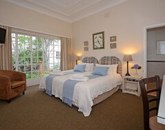 Hotel Cotswold Gardens (Johannesburg, South Africa)