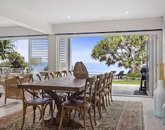 Koko talo/asunto Hampton Beach House - Absolute (Sapphire, Australia)