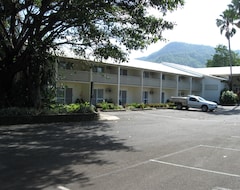 Khách sạn Cairns Gateway Resort (Cairns, Úc)