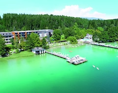 Khách sạn Amerika-Holzer Hotel & Resort (St. Kanzian-Unternarrach, Áo)