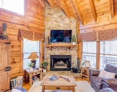 Otel Lake Viewcozy Cabin - Hot Tub/wood Fireplace/ (Blue Ridge, ABD)