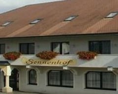 Otel Sonnenhof (Schattendorf, Avusturya)