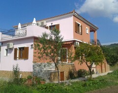 Otel Vassilis Studios (Anaxos, Yunanistan)