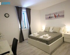 Hele huset/lejligheden Apartments And Rooms Adriatic Suites (Šibenik, Kroatien)