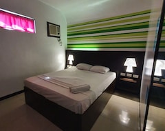 Reddoorz @ El Highway Hotel Bulacan (Plaridel, Philippines)