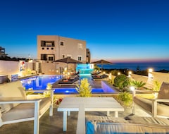 Apart Otel Talos Luxury Suites (Hanya, Yunanistan)