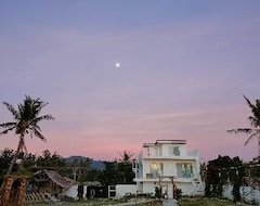Toàn bộ căn nhà/căn hộ Private Beachfront Home With Pool And Gazebo (Bato, Philippines)