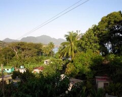 Hotel Calibishie Lodges (Calibishie, Dominica)