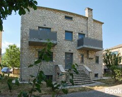Toàn bộ căn nhà/căn hộ Kalpaki Luxury Maisonette 3 (Zitsa, Hy Lạp)
