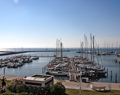 Hotel Les Rivages d'Ulysse (Le Grau-du-Roi, France)