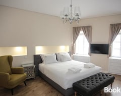 Bed & Breakfast Suites Guest House (Cascais, Portugal)