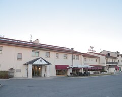 Khách sạn HOTEL CALINFERNO (Codognè, Ý)