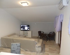 Entire House / Apartment Apartment Tonka (Šibenik, Croatia)