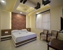 Hotelli Hotel Radhe Krishna (Solapur, Intia)