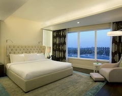 Millennium Al Rawdah Hotel (Abu Dabi, Emiratos Árabes Unidos)