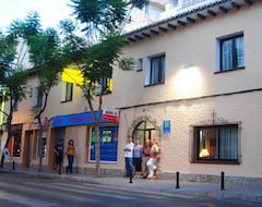 Gæstehus Hostal Costabella powered by Faro Homes (Fuengirola, Spanien)