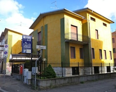 Khách sạn Cristallo (Novara, Ý)