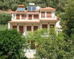 Căn hộ có phục vụ Stathopoulos Apartments (Leonidio, Hy Lạp)