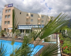 Khách sạn Hotel Le Neron - Logis (Le Fontanil Cornillon, Pháp)