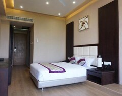 Khách sạn Empire Stay (Amravati, Ấn Độ)
