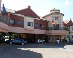 Khách sạn Hotel Sierra on Main (Randburg, Nam Phi)