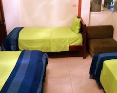 Khách sạn Hostal Puerto Azul (Manta, Ecuador)