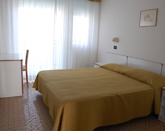 Khách sạn Hotel K2 (Bellaria-Igea Marina, Ý)