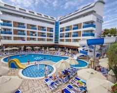 Hotel Blue Wave Suite (Obaköy, Turkey)