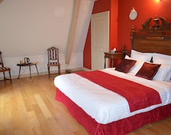 Entire House / Apartment Chateau Du Magnet (Mers-sur-Indre, France)