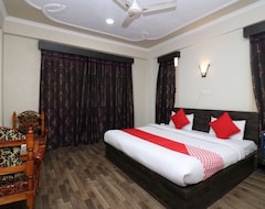 Hotel Royal Bahaar (Srinagar, India)