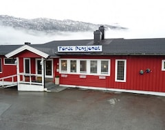 Oda ve Kahvaltı Forde Pensjonat (Førde, Norveç)