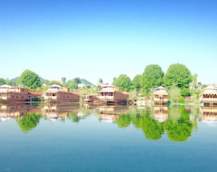 Khách sạn Zaffer Group Of Houseboats (Srinagar, Ấn Độ)