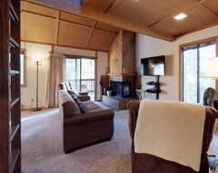Koko talo/asunto Living Pines Condominium: 2 Br / 2 Ba In Shaver Lake, Sleeps 7 (Shaver Lake, Amerikan Yhdysvallat)