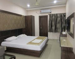 Hotel Saket Heritage (Raigarh, India)