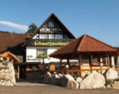 Khách sạn Hotel-Berggasthof Schwarzwaldperle (Sasbachwalden, Đức)
