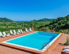 Hotel Il Poggio Luxury Country Resort (Graniti, Italy)