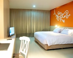 Khách sạn Jolly Suites&Spa Petkasem (Bangkok, Thái Lan)