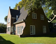 Casa/apartamento entero Centrally Located Villa With Four Bedrooms , Fully Newly Renovated! (Brujas, Bélgica)
