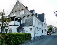 Khách sạn Hotel Alba (Schmallenberg, Đức)