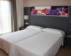 Hotel Apartamentos Alcocebre Suites 3000 (Alcoceber, España)