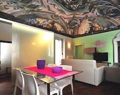 Hotel Living-inn (Valenza, Italy)