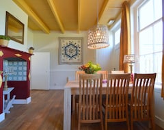 Koko talo/asunto Alluring Holiday Home In Geesteren With Terrace (Berkelland, Hollanti)