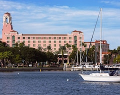 Hotel The Vinoy Resort & Golf Club - Autograph Collection (St. Petersburg, USA)