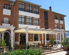 Khách sạn Hotel Dracos (Cebreros, Tây Ban Nha)