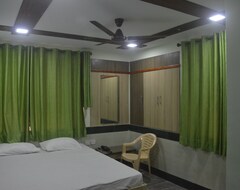 Hotel Nest Lodge (Mumbai, India)