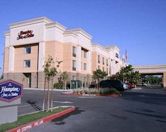 Hotelli Hampton Inn & Suites Lathrop (Lathrop, Amerikan Yhdysvallat)