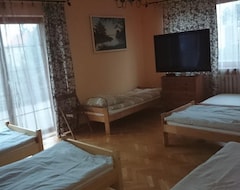 Hotel Hostel Rumiankowy (Breslavia, Polonia)