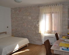 Hotel Guesthouse Bale (Bale, Croatia)