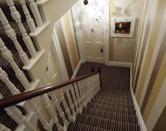 Khách sạn Regency Rooms (Littlehampton, Vương quốc Anh)