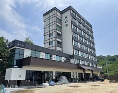 Hotelli Tomonoya Hotel & Ryokan Daecheon (Boryeong, Etelä-Korea)